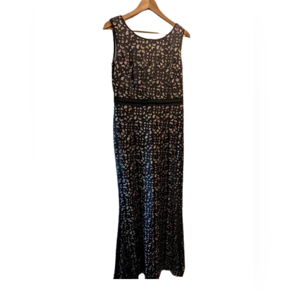 Xscape Laser Cut Maxi Cocktail Party Dress. Formal. Very long length …